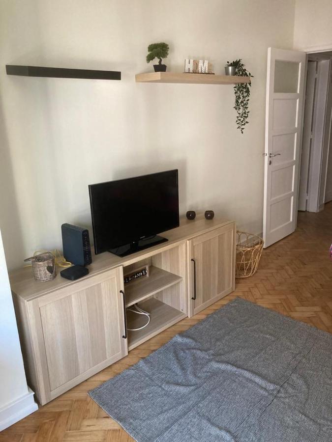 Apartment Apartment, Nobre *
